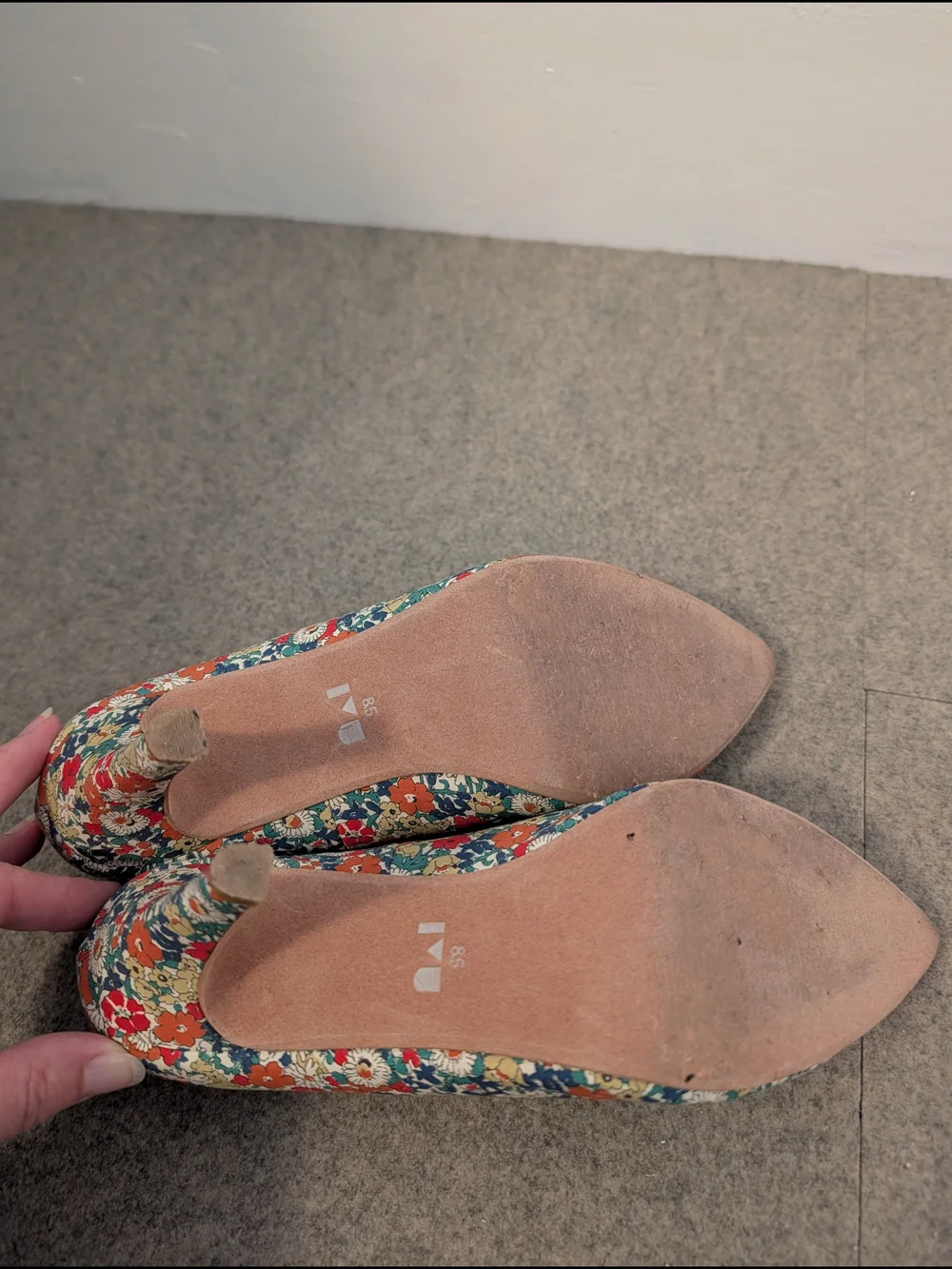 Floral Pointed-Toe Pumps in Red, Blue & Cream by MaraisUSA